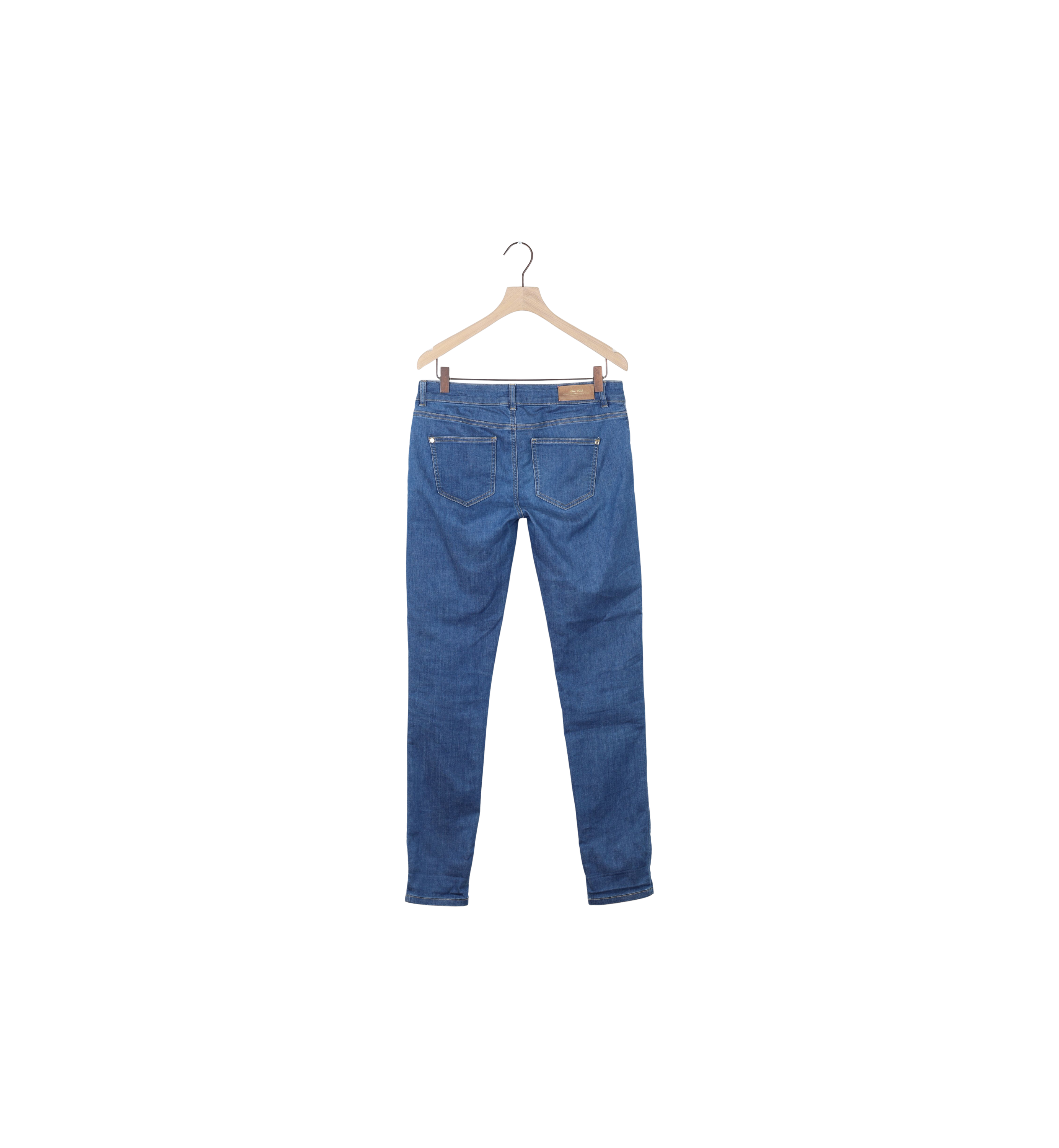 Packshot / Blue Wash / ReLoved